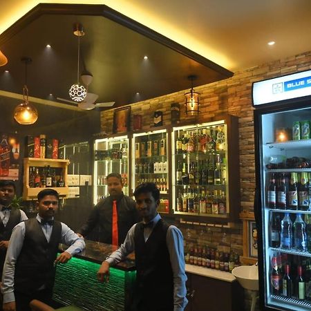 Hotel Surya Grande Kudal  Exterior photo